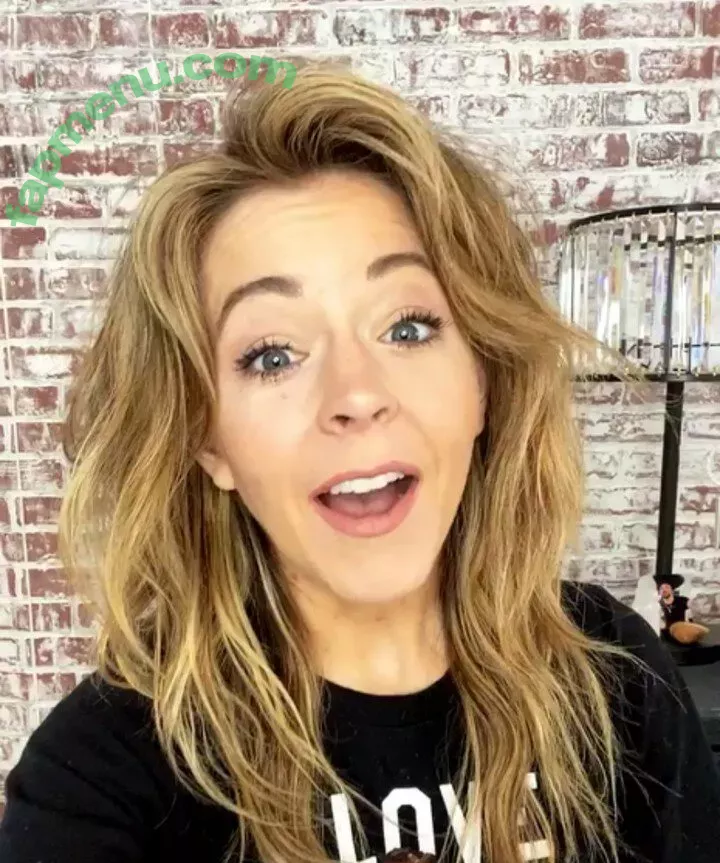 Lindsey Stirling nude photo #0046 (lindseystirling)