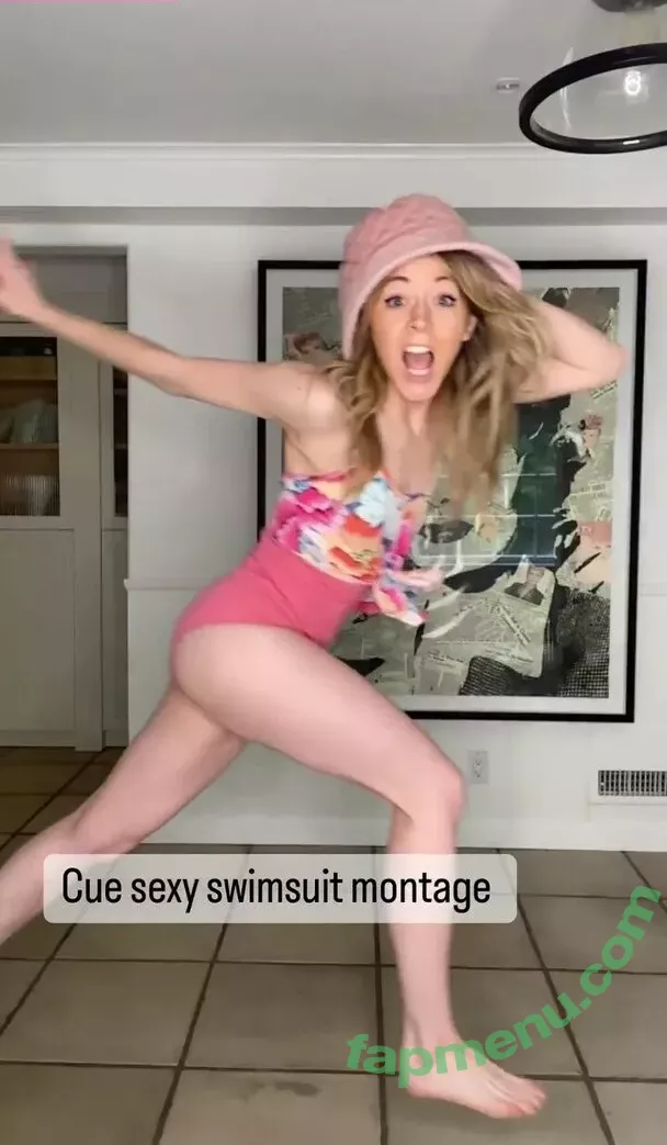 Lindsey Stirling nude photo #0061 (lindseystirling)