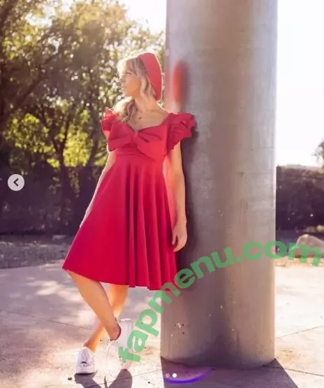 Lindsey Stirling nude photo #0075 (lindseystirling)