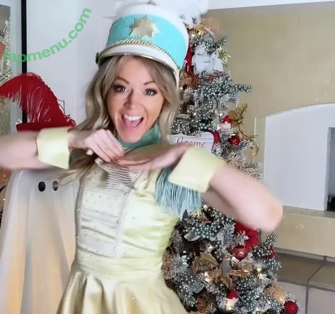 Lindsey Stirling nude photo #0077 (lindseystirling)