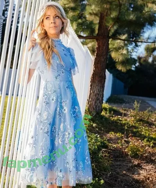 Lindsey Stirling nude photo #0083 (lindseystirling)