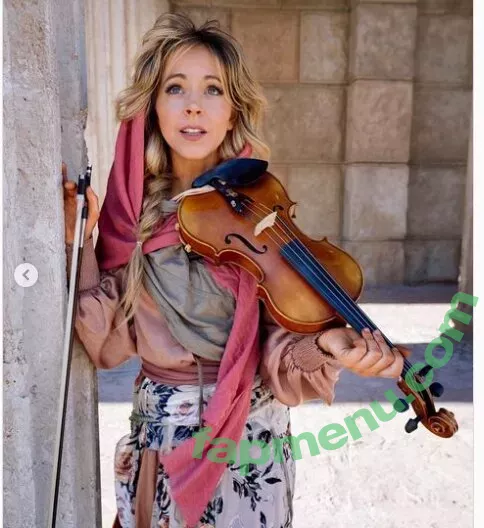 Lindsey Stirling nude photo #0088 (lindseystirling)