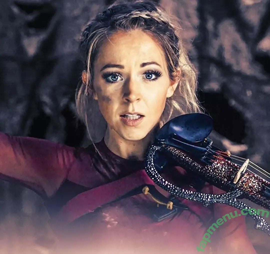 Lindsey Stirling nude photo #0108 (lindseystirling)