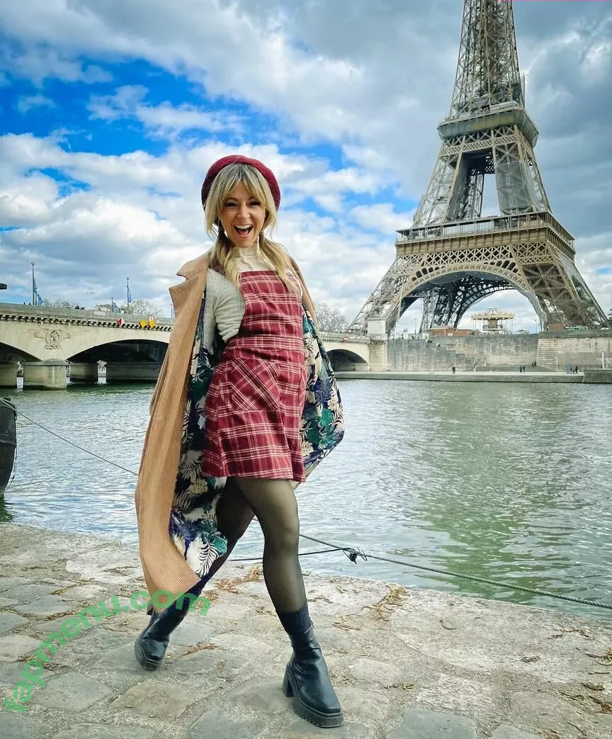 Lindsey Stirling nude photo #0114 (lindseystirling)