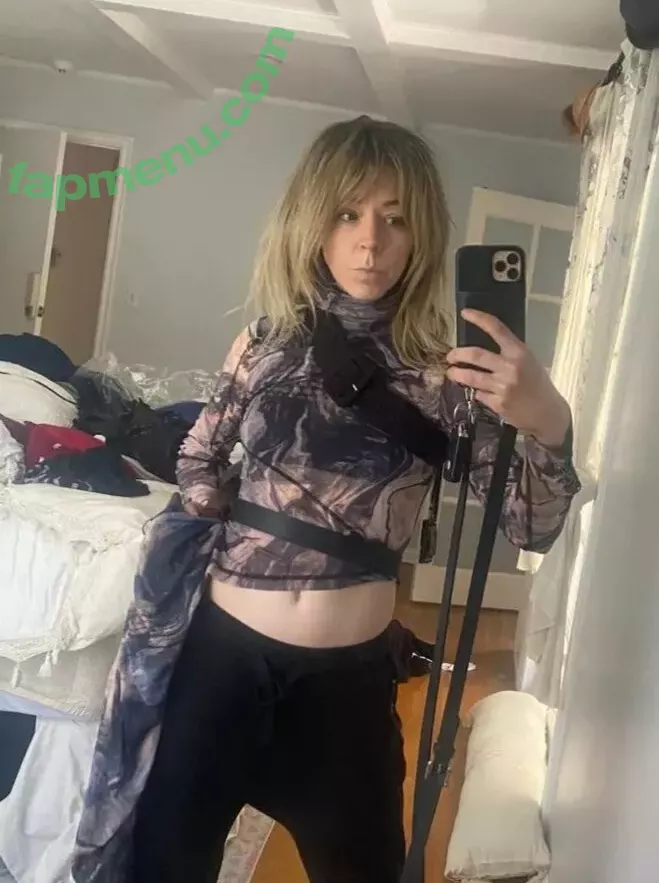 Lindsey Stirling nude photo #0161 (abbysiscoprinus / lindseystirling)