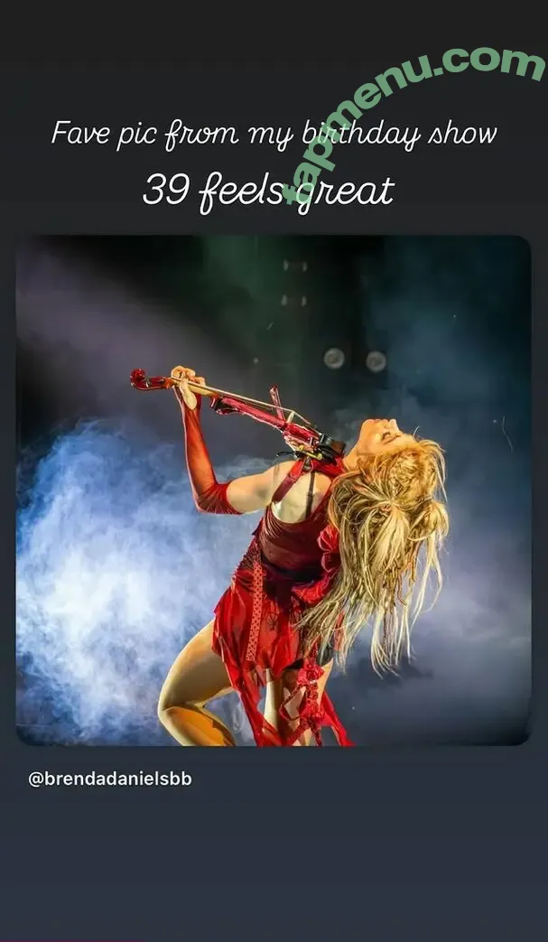 Lindsey Stirling nude photo #0395 (lindseystirling)