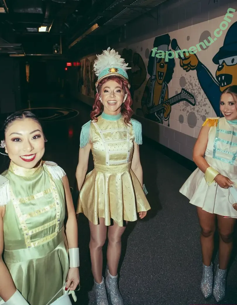 Lindsey Stirling nude photo #0422 (lindseystirling)