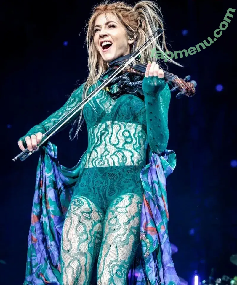 Lindsey Stirling nude photo #0452 (lindseystirling)