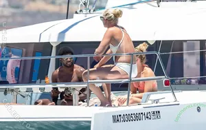 Lindsey Vonn / lindseyvonn / vonnxx nude photo #0690