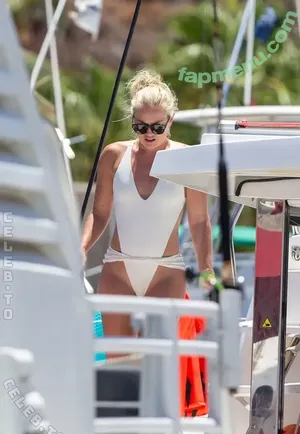 Lindsey Vonn / lindseyvonn / vonnxx nude photo #0695