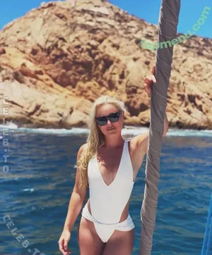 Lindsey Vonn / lindseyvonn / vonnxx nude photo #0703