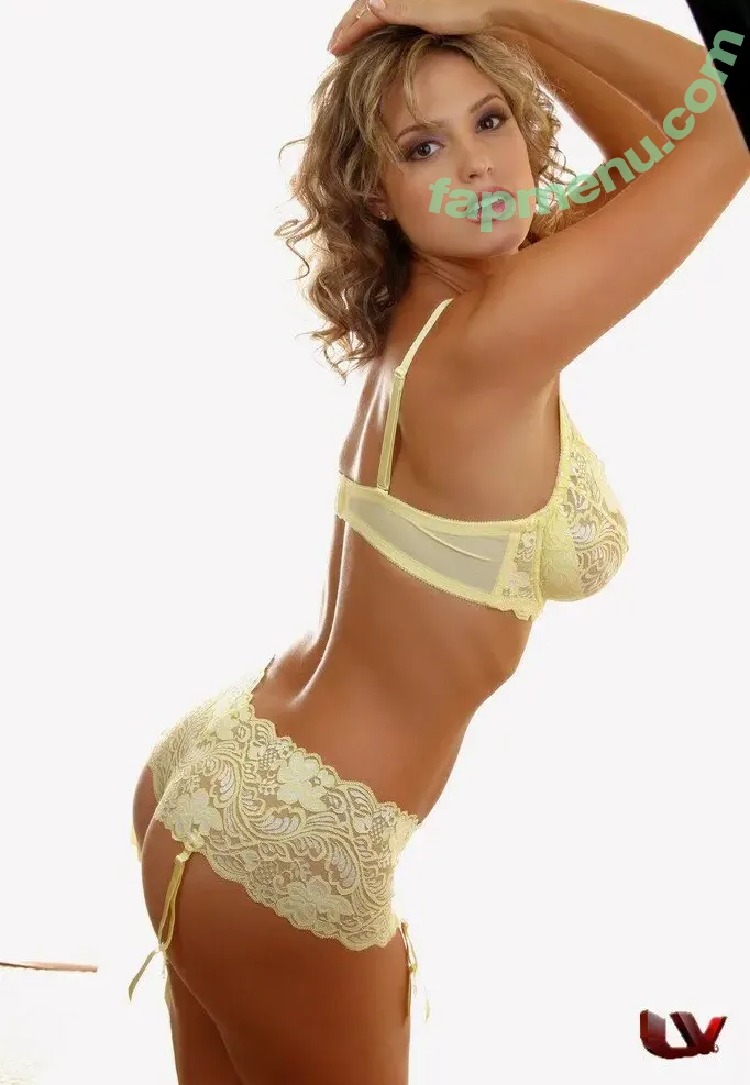 Lindsey Vuoloficial nude photo #0216 (lindseyvuolo)