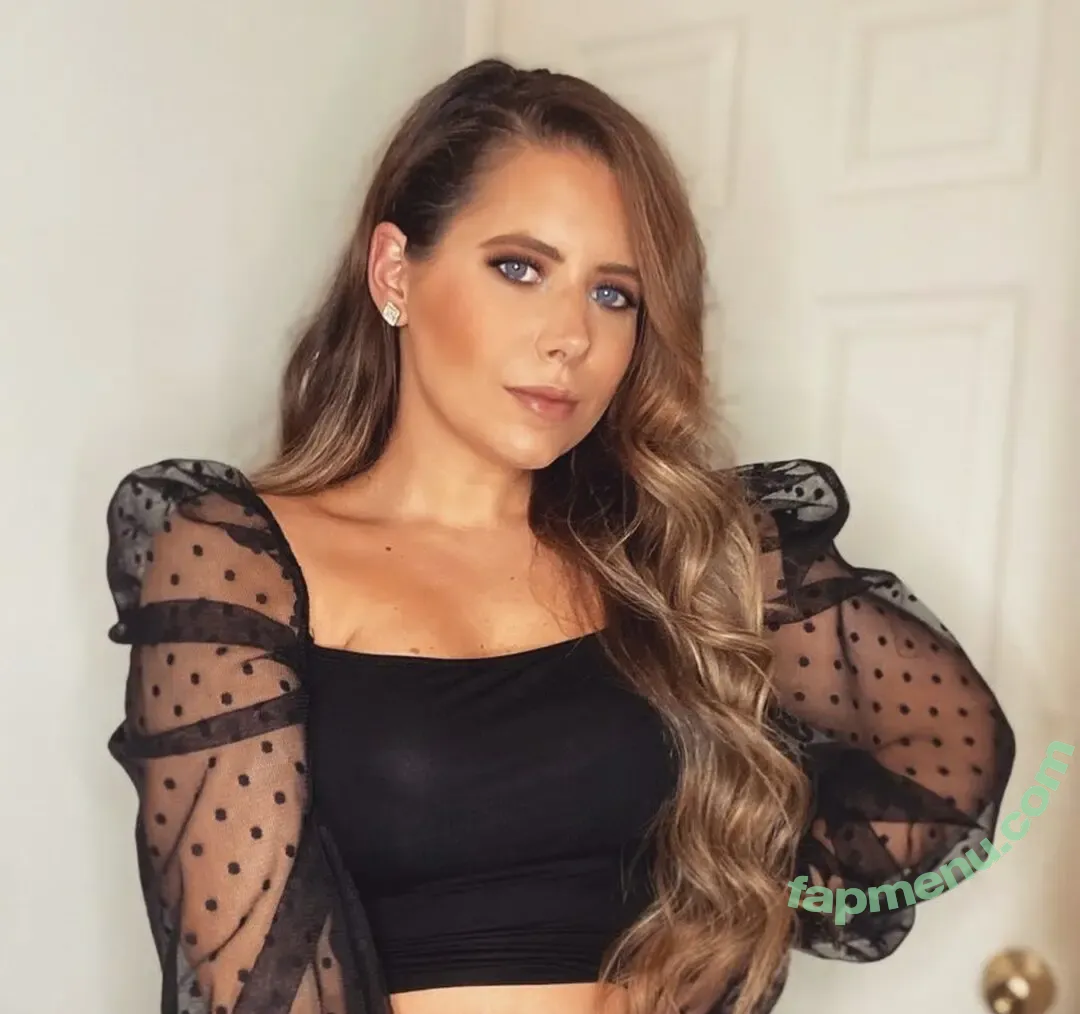 lindseyyok nude photo #0001 (lindseybaseball)