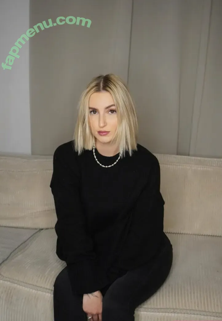 liniklein nude photo #0011 (klein.lini_)