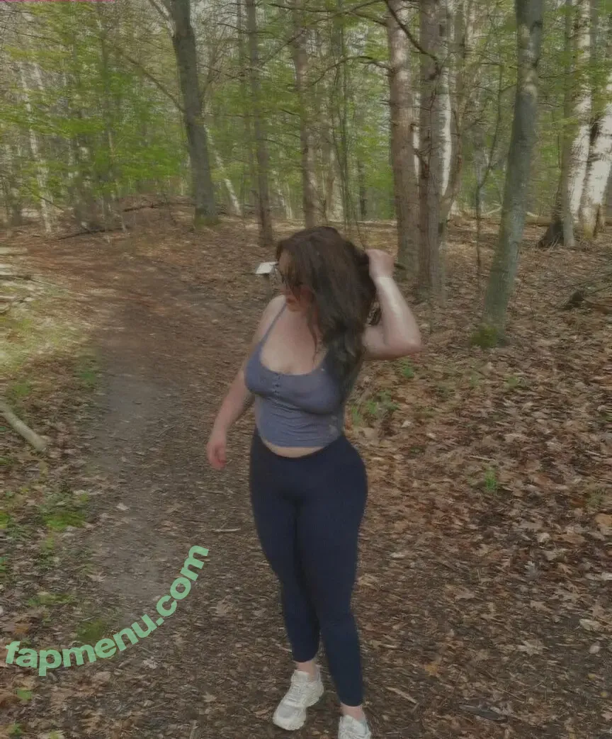 linnbunnii nude photo #0035 (linnbunni)