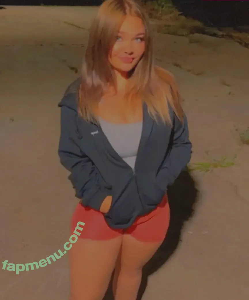 linnbunnii nude photo #0044 (linnbunni)