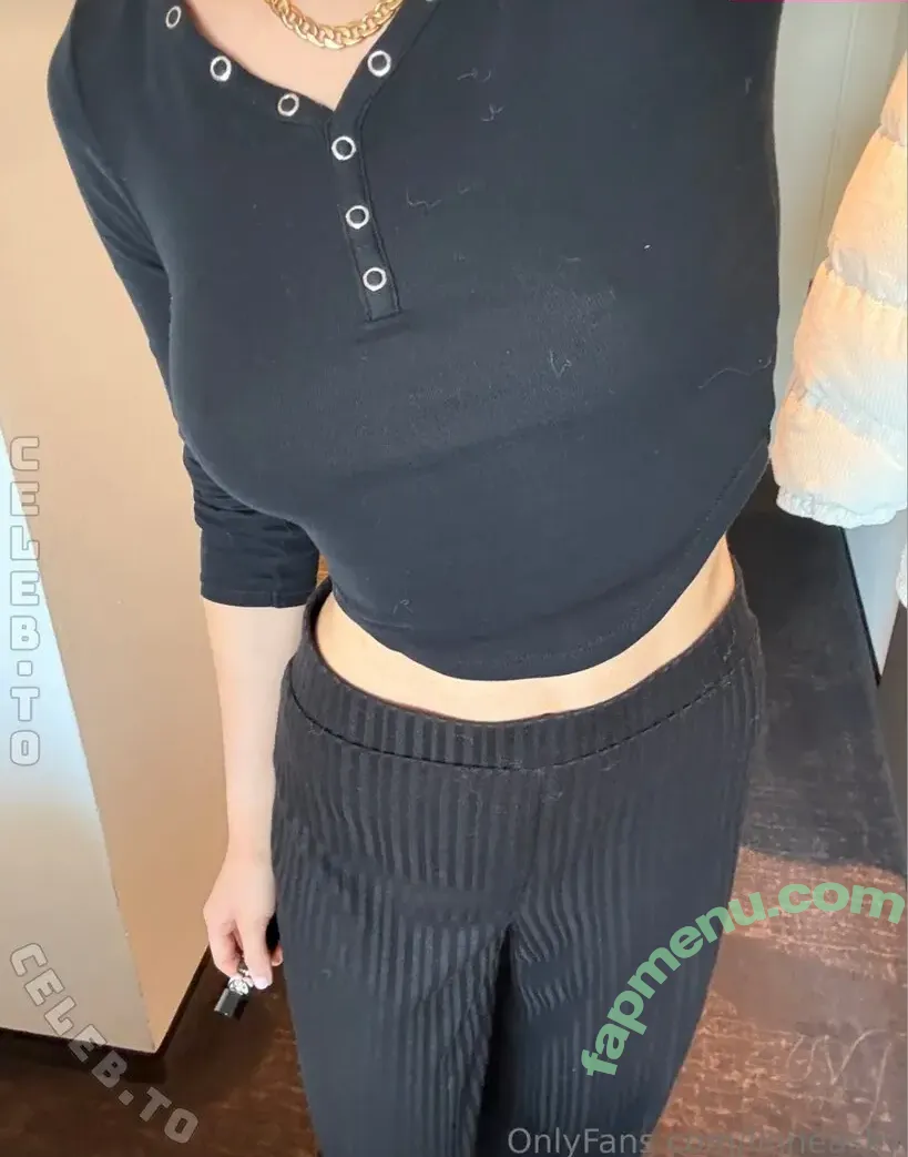 Linneasky nude photo #0046 (Linnea / musclemommycosplays)