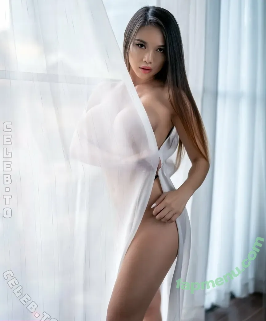 Linny Hill nude photo #0108 (linny_hill / linnypeaks)