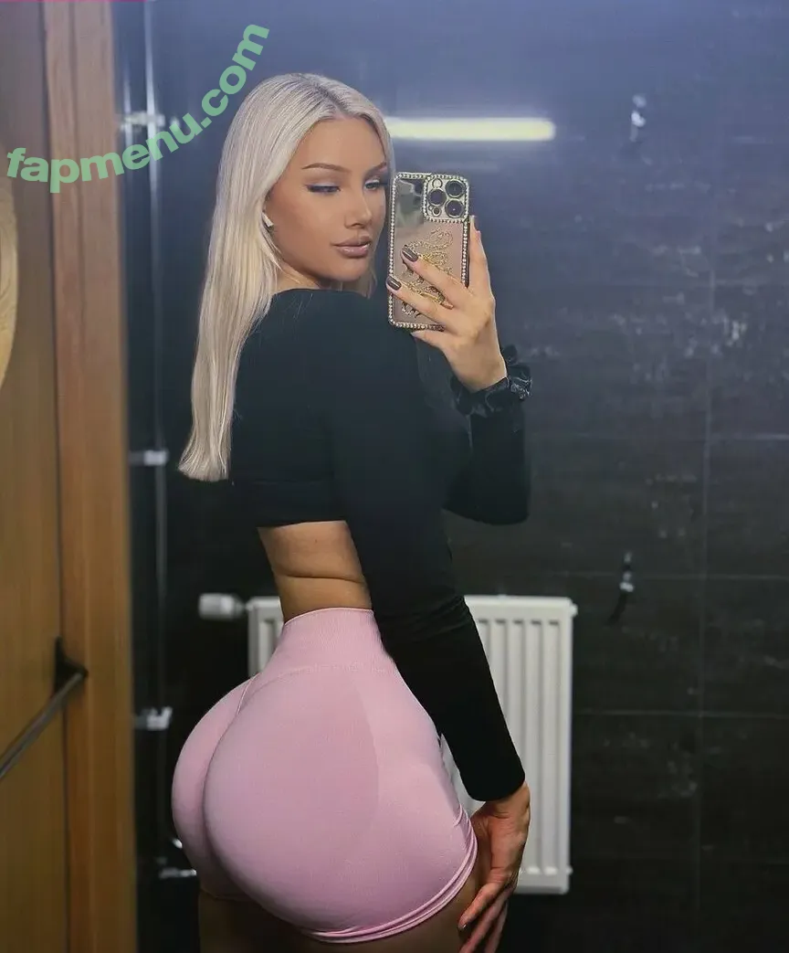 Linny Nova nude photo #0008 (Linny Nova)