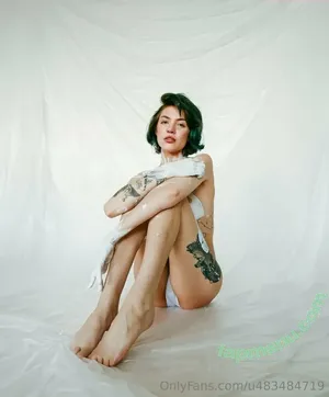 lioriee / liorie5 nude photo #0005