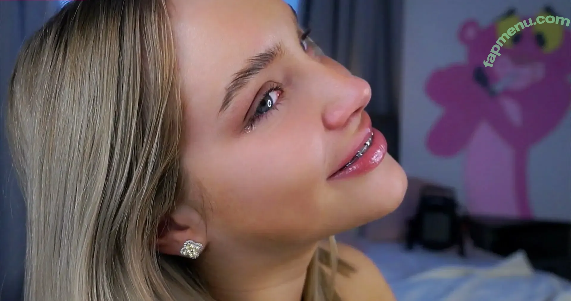 lipswithsmileonthem nude photo #0029 (lipswithsmileonthem)