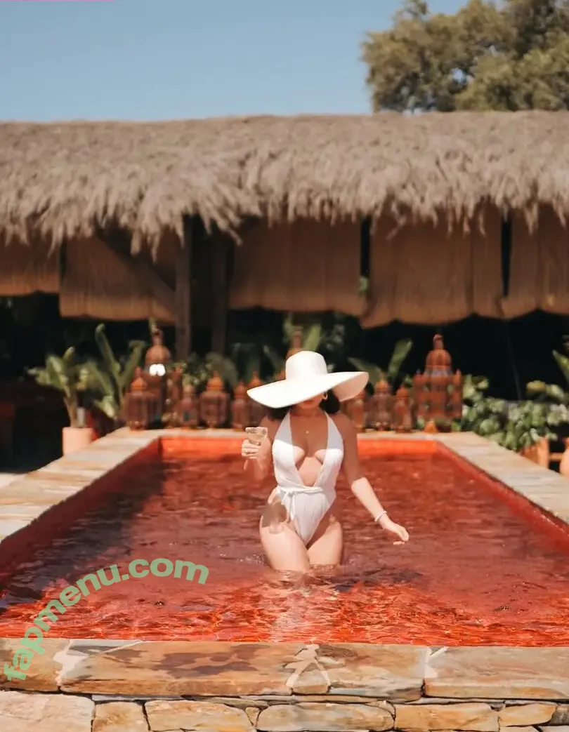 Lira__Karina nude photo #0048 (darkellegance)