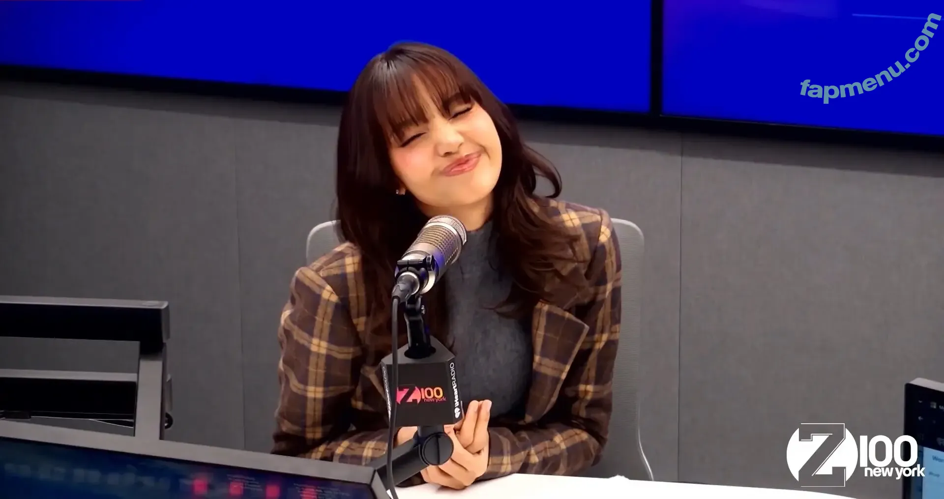 Lisa Blackpink nude photo #0878 (Lisa Blackpink)