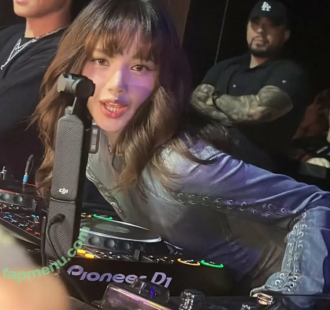 Lisa Blackpink nude photo #0907 (Lisa Blackpink)