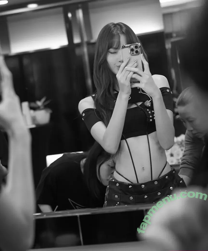 Lisa Blackpink nude photo #0975 (Lisa Blackpink)