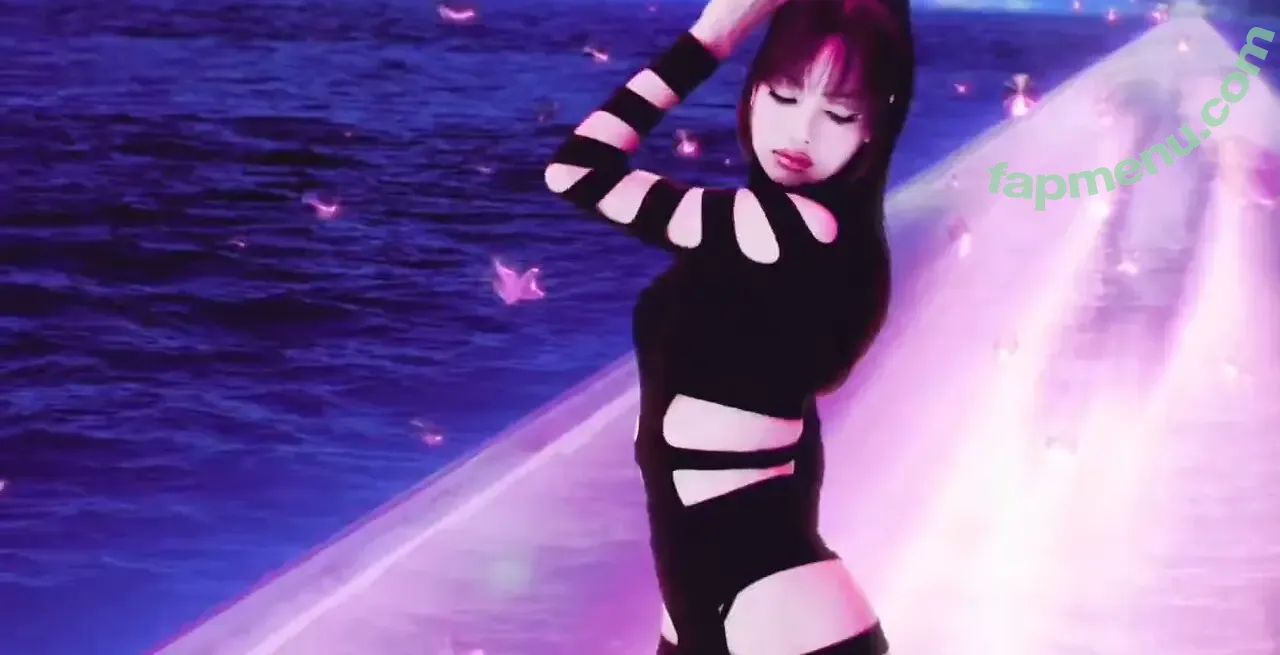 Lisa Blackpink nude photo #1023 (Lisa Blackpink)