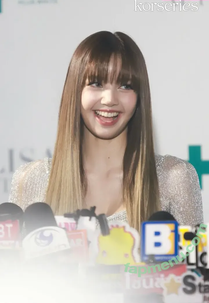 Lisa Blackpink nude photo #1059 (Lisa Blackpink)