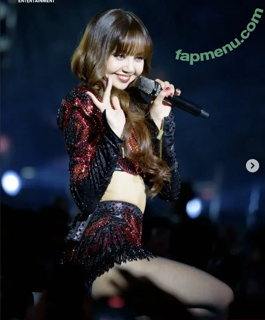 Lisa Blackpink nude photo #1454 (Lisa Blackpink)