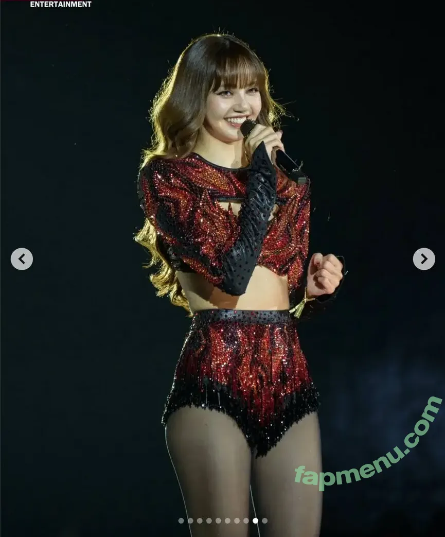 Lisa Blackpink nude photo #1462 (Lisa Blackpink)