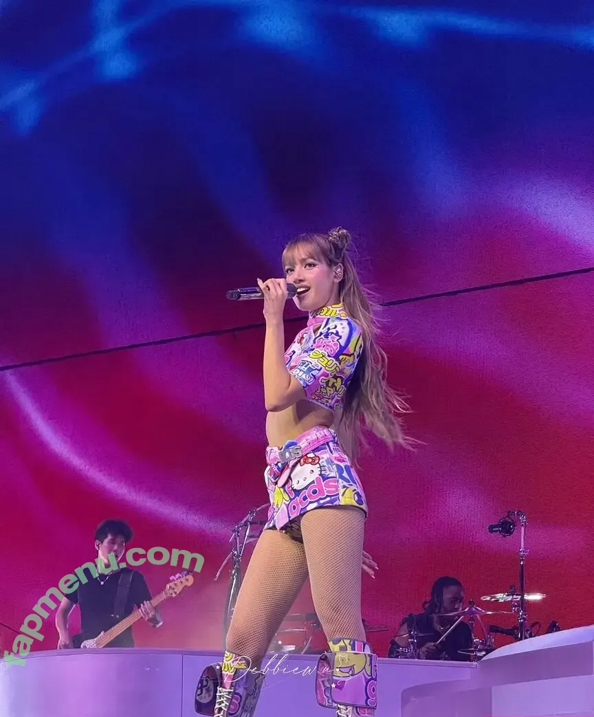 Lisa Blackpink nude photo #1744 (Lisa Blackpink)