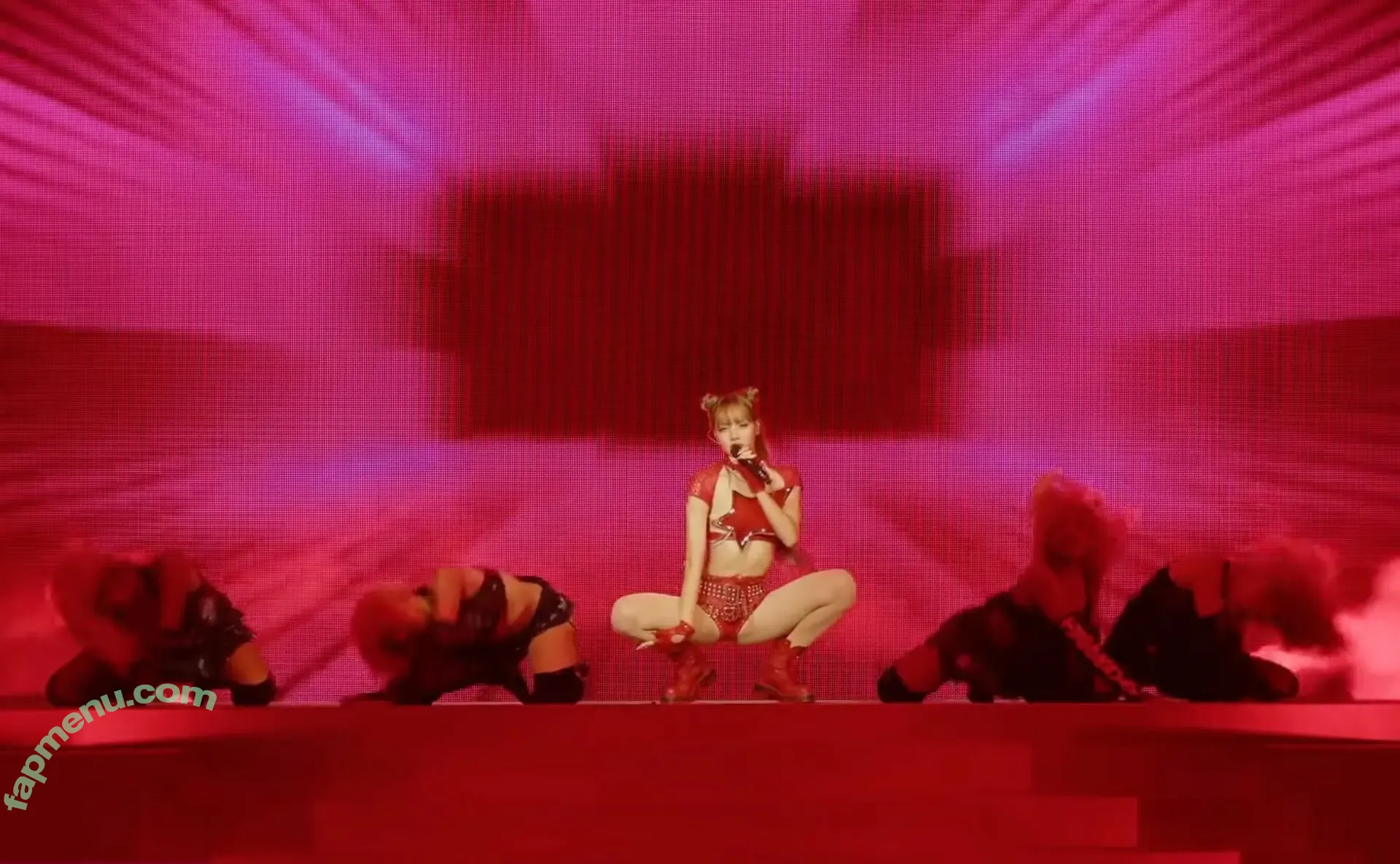 Lisa Blackpink nude photo #1764 (Lisa Blackpink)