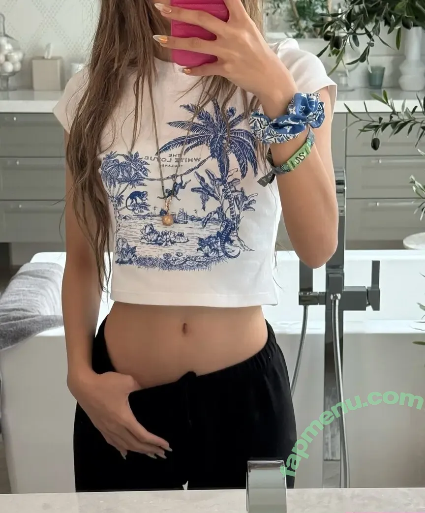 Lisa Blackpink nude photo #1871 (Lisa Blackpink)