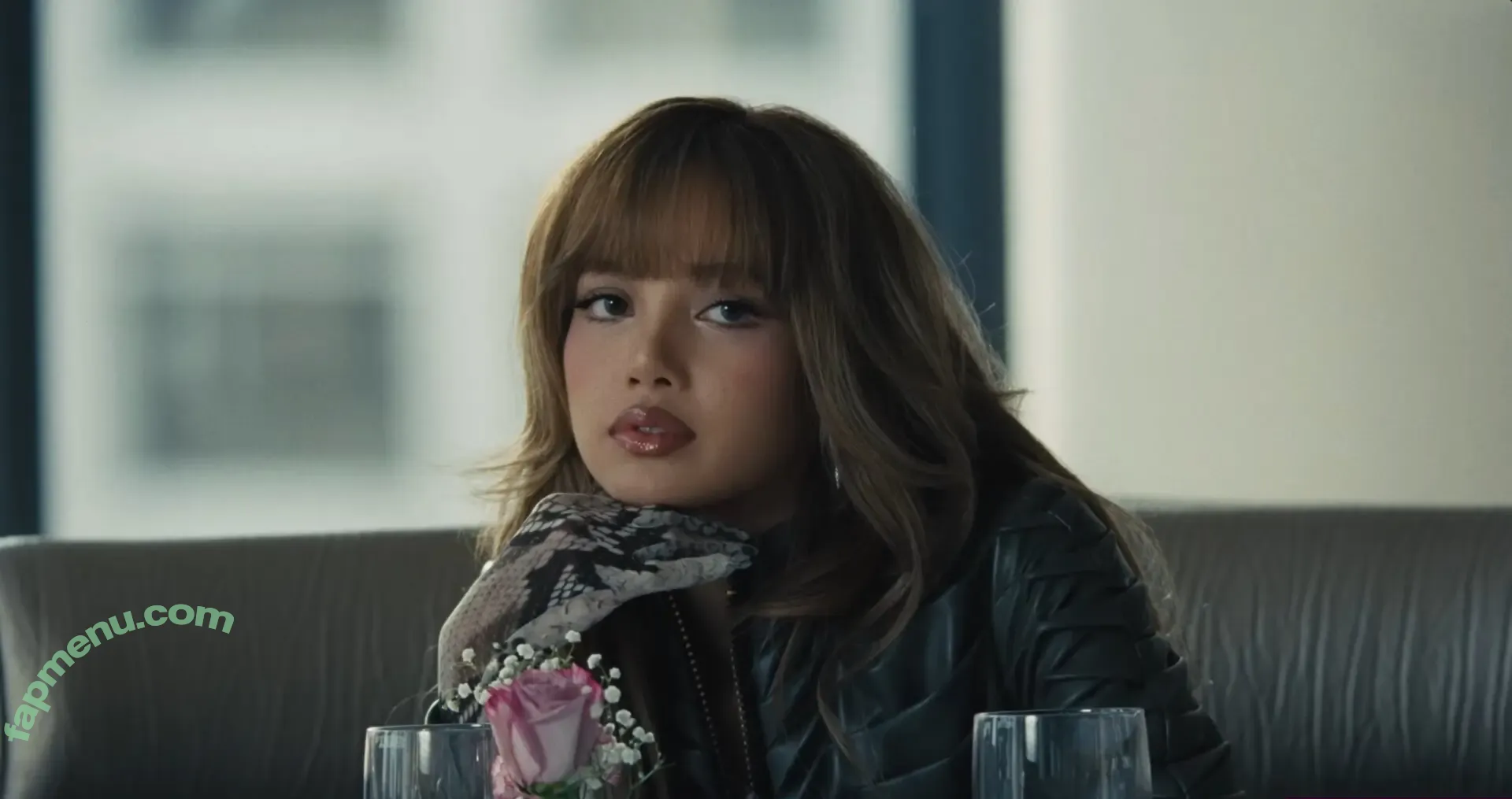 Lisa Blackpink nude photo #2026 (Lisa Blackpink)