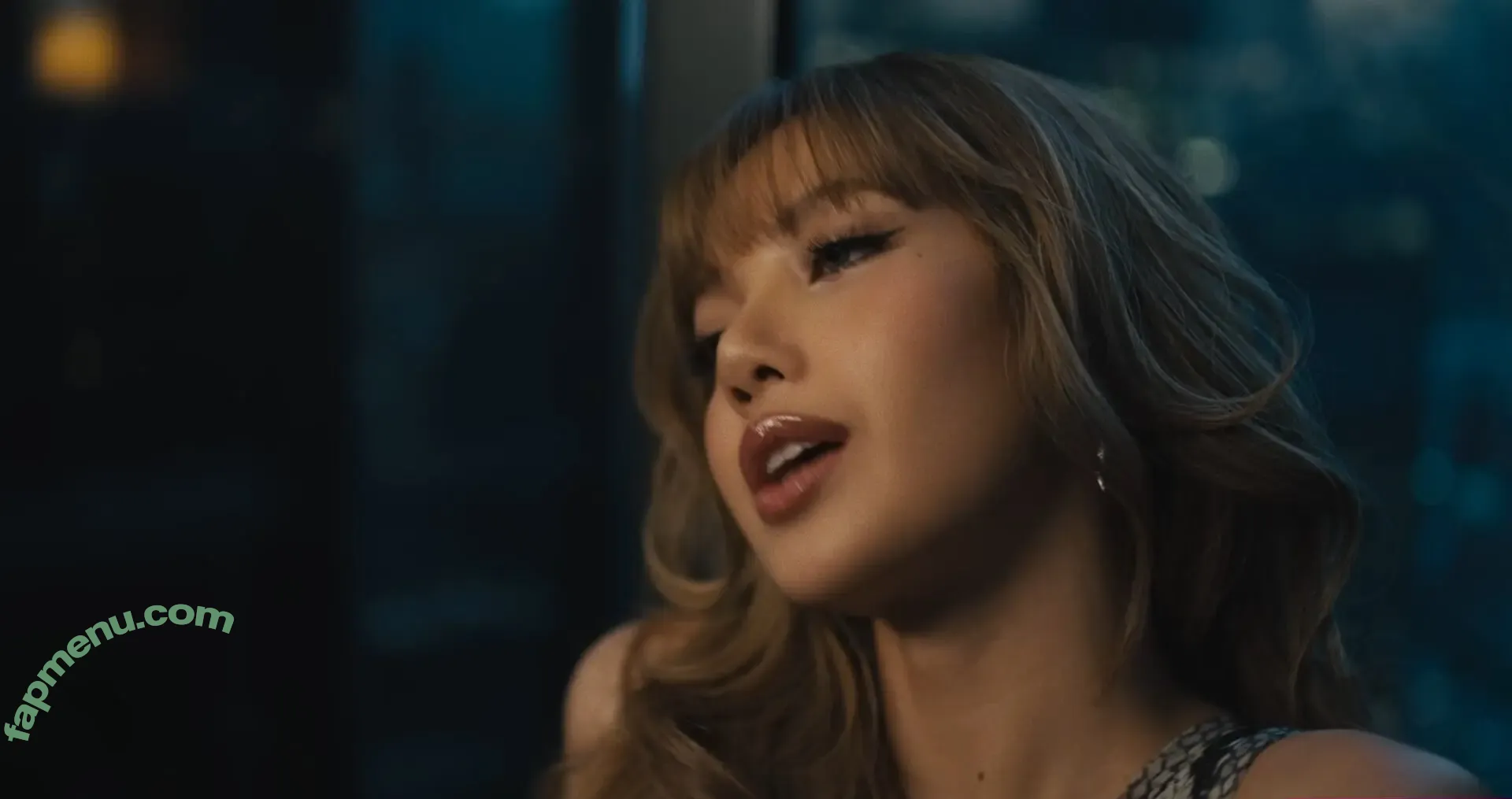 Lisa Blackpink nude photo #2033 (Lisa Blackpink)