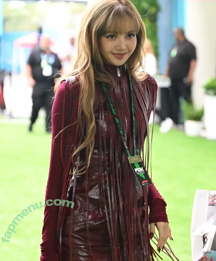 Lisa Blackpink nude photo #2066 (Lisa Blackpink)