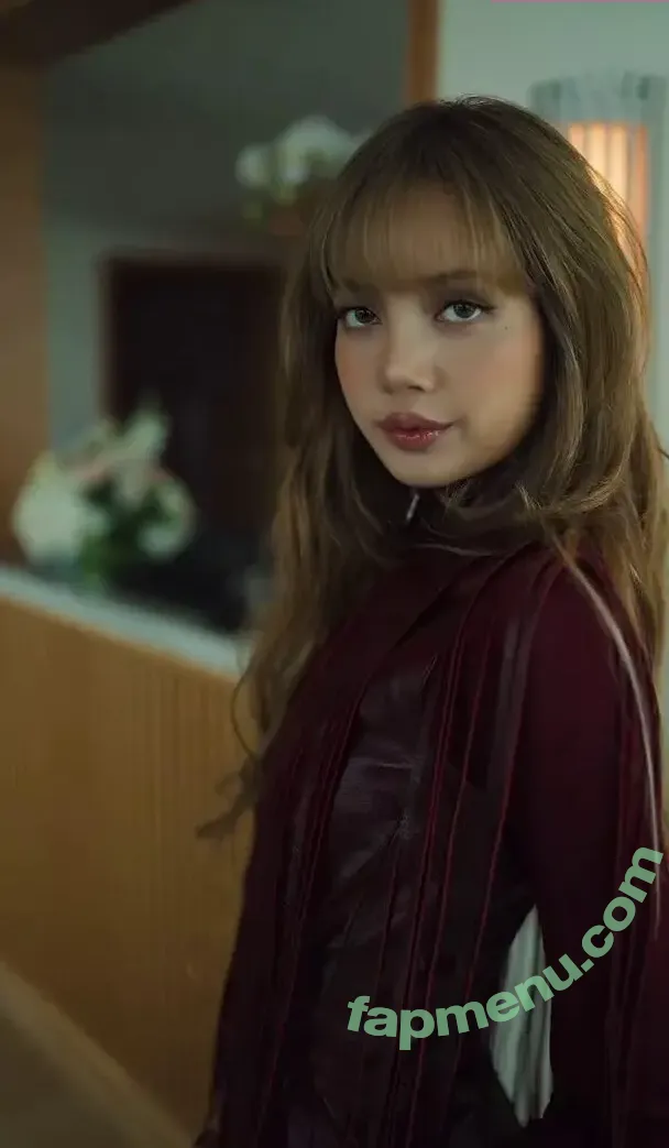 Lisa Blackpink nude photo #2084 (Lisa Blackpink)