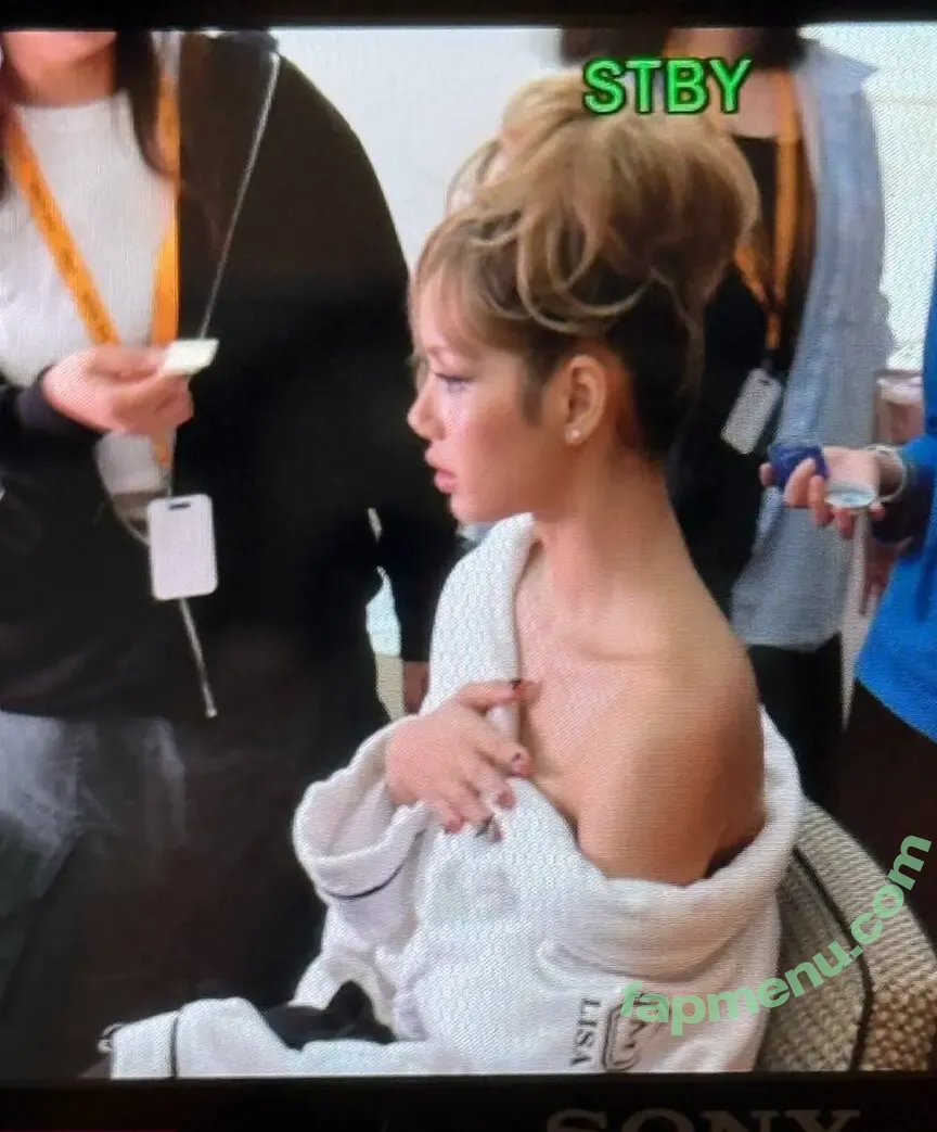 Lisa Blackpink nude photo #2152 (Lisa Blackpink)