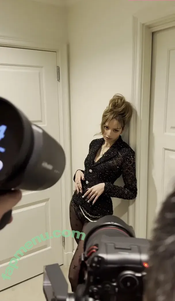 Lisa Blackpink nude photo #2167 (Lisa Blackpink)