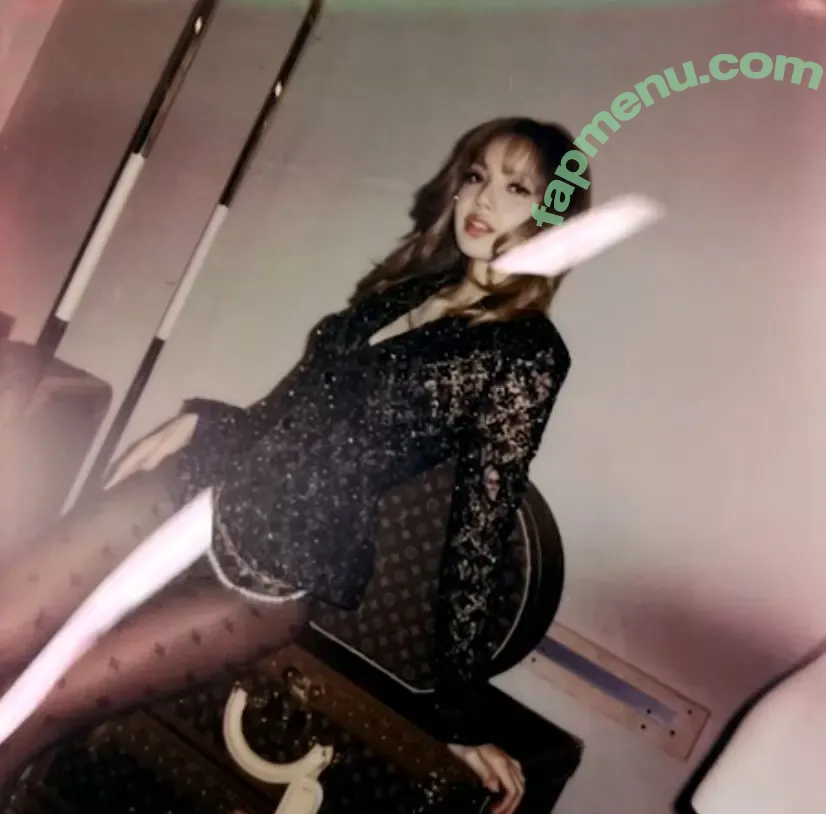 Lisa Blackpink nude photo #2176 (Lisa Blackpink)