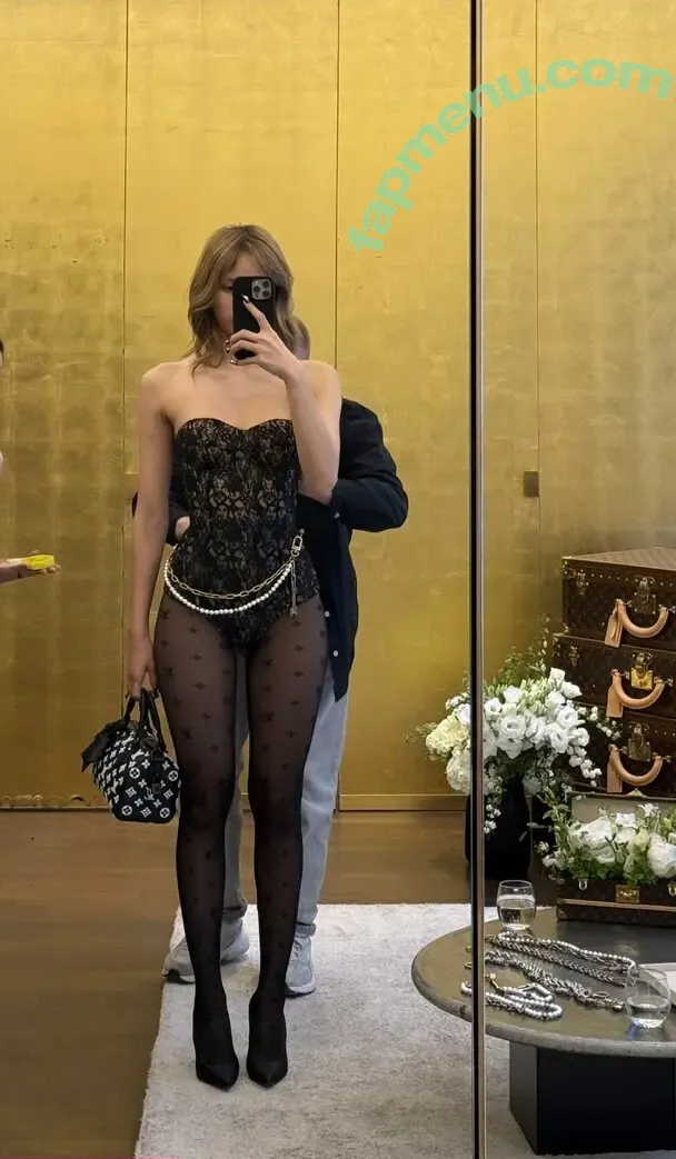 Lisa Blackpink nude photo #2232 (Lisa Blackpink)