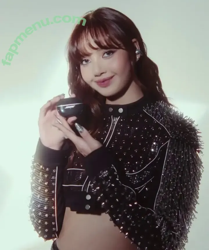 Lisa Blackpink nude photo #2268 (Lisa Blackpink)