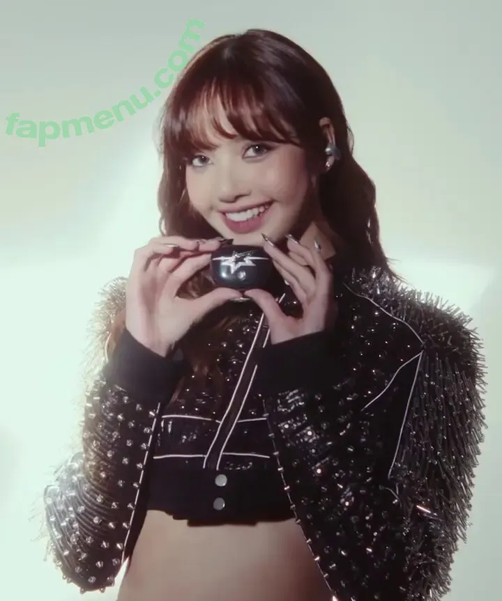 Lisa Blackpink nude photo #2269 (Lisa Blackpink)
