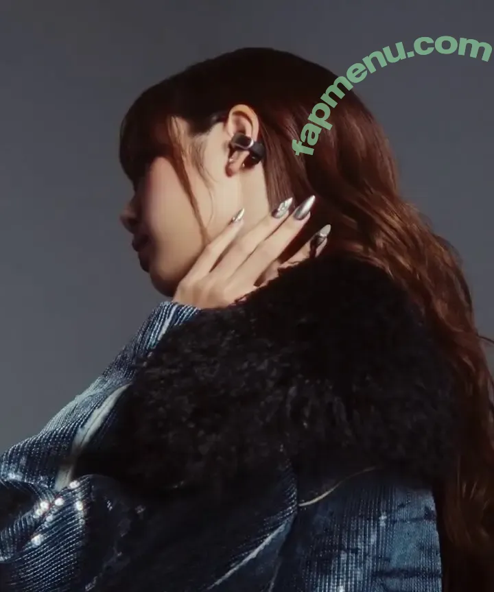 Lisa Blackpink nude photo #2272 (Lisa Blackpink)