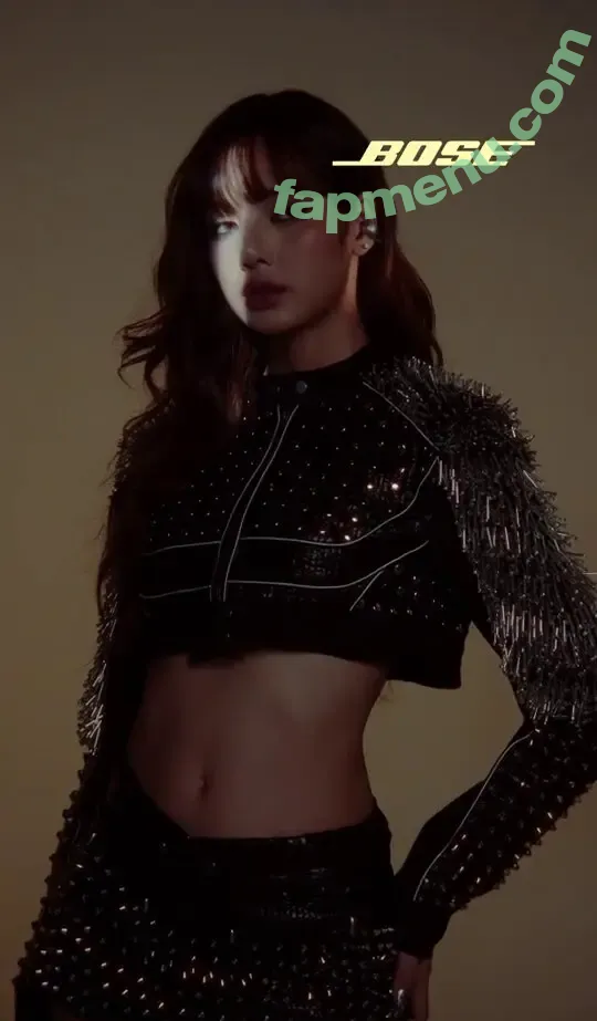 Lisa Blackpink nude photo #2279 (Lisa Blackpink)