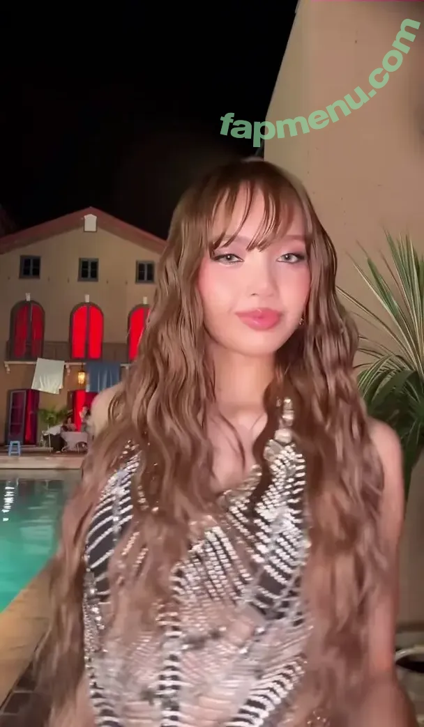 Lisa Blackpink nude photo #2337 (Lisa Blackpink)