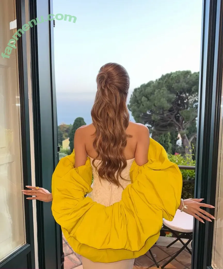 Lisa Blackpink nude photo #2412 (Lisa Blackpink)